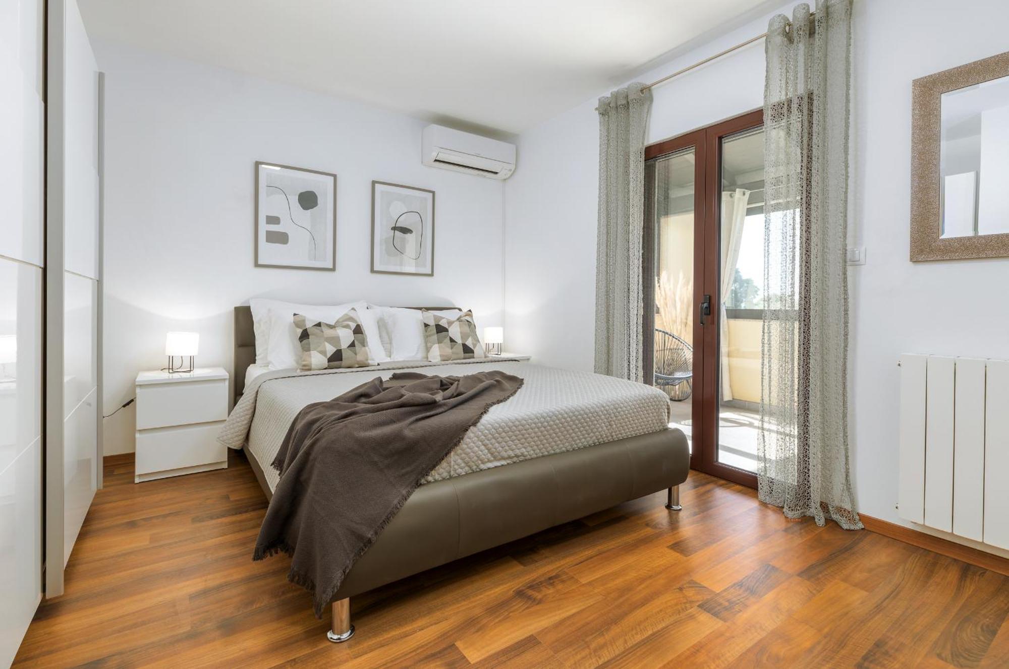 Villa Miromar App Pula Bagian luar foto